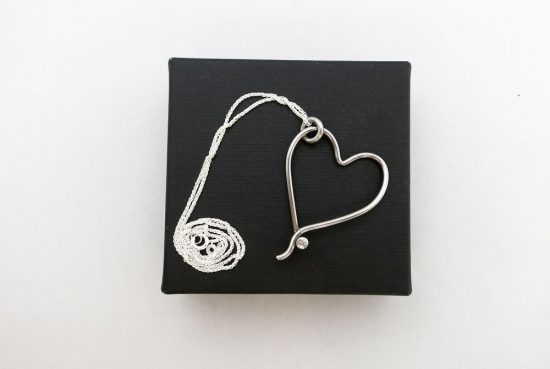 bicycle-jewellery-heart-necklace