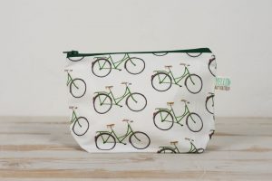 yellowstone-white-bicycle-makeup-bag