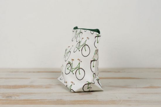 yellowstone-white-bicycle-make-up-toiletry-bag