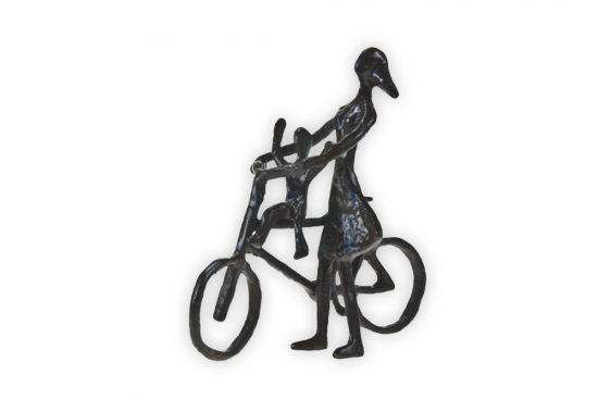 mother-and-small-child-bicycle-sculpture