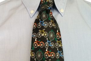 black-multi-bicycle-tie