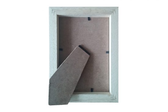 white-solid-wood-picture-frame-for-postcards