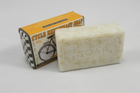 sting-in-the-tail-cyclists-exfoliant-soap