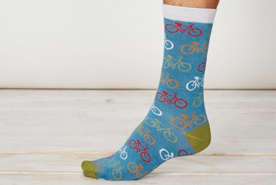 mens-bamboo-bicycle-socks-dusty-blue