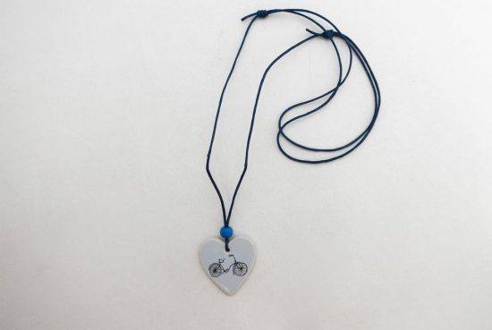 ceramic-heart-bicycle-necklace