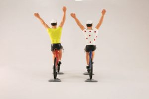 fonderie-roger-vintage-model-racing-cyclist-vainqueur
