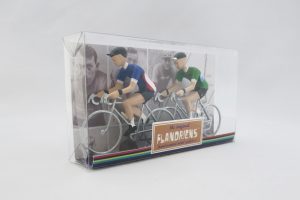flandriens-model-racing-cyclists-brooklyn-and-sanson
