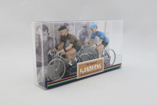 flandriens-model-racing-cyclists-molteni-and-belgium