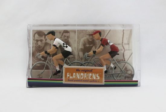 flandriens-model-racing-cyclists-peugeot-and-flandria