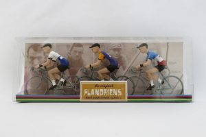 flandriens-model-racing-cyclists-raymond-poulidor