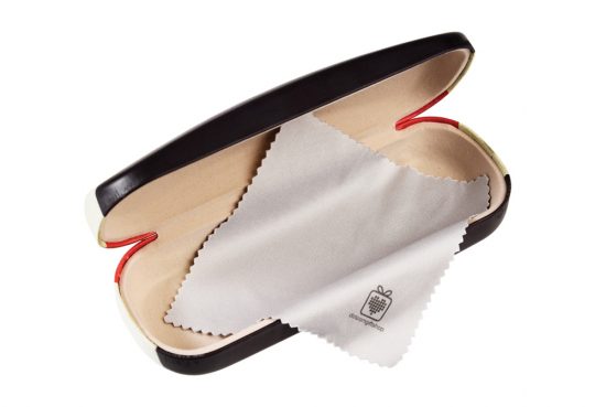 le-bicycle-glasses-case-and-cleaning-cloth