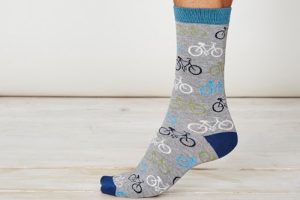 mens-bamboo-bicycle-socks-grey