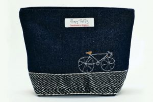 poppy-treffry-racing-bicycle-wash-bag