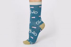 womens-bamboo-bicycle-socks-kingfisher-green