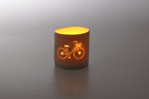 girls-bicycle-tealight